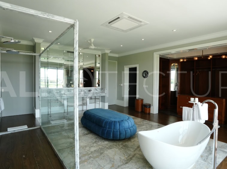 Modern 4 Bedrooms Amazing Villa For Sale In Canggu 19