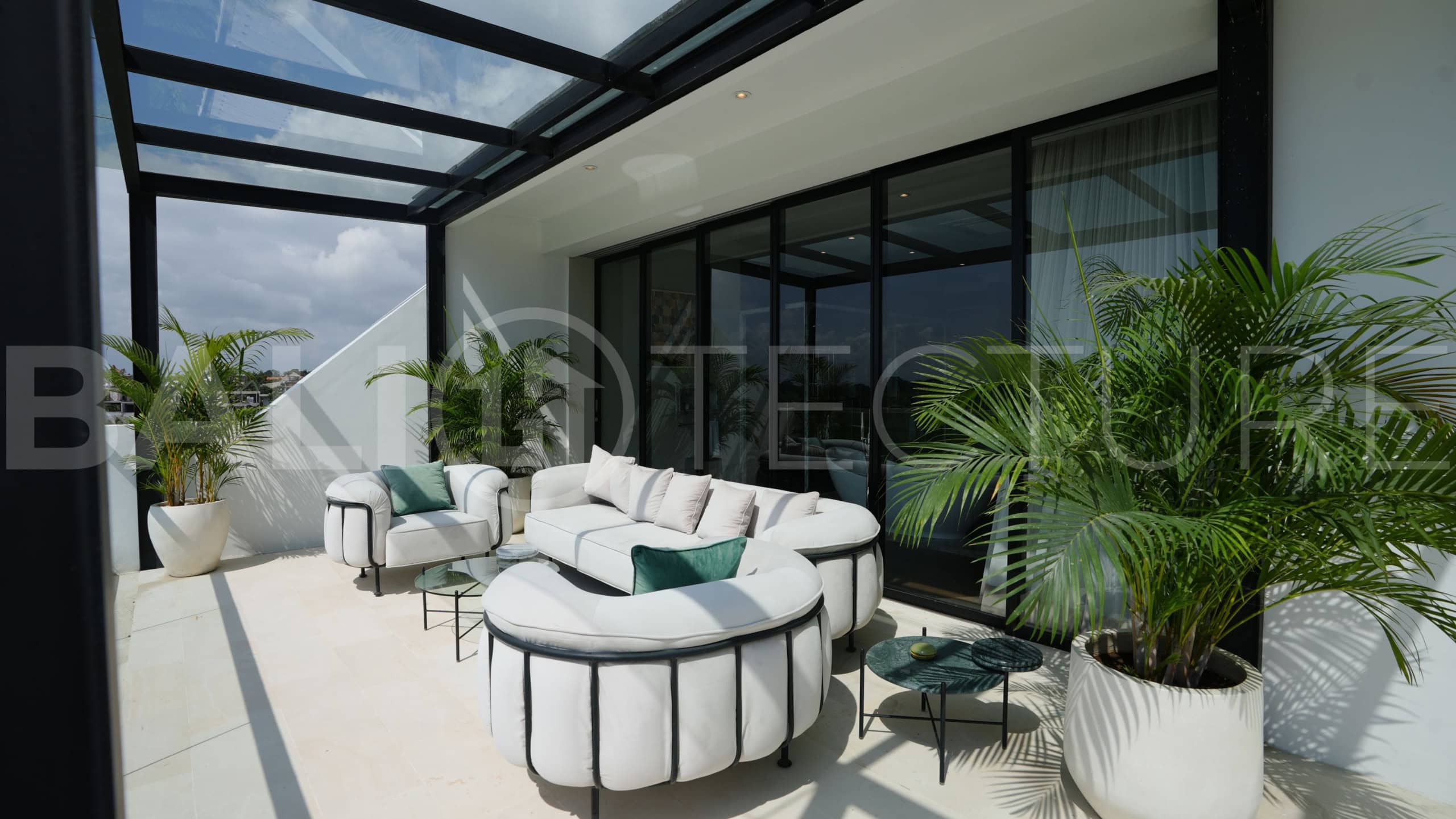 Modern 4 Bedrooms Amazing Villa For Sale In Canggu 3