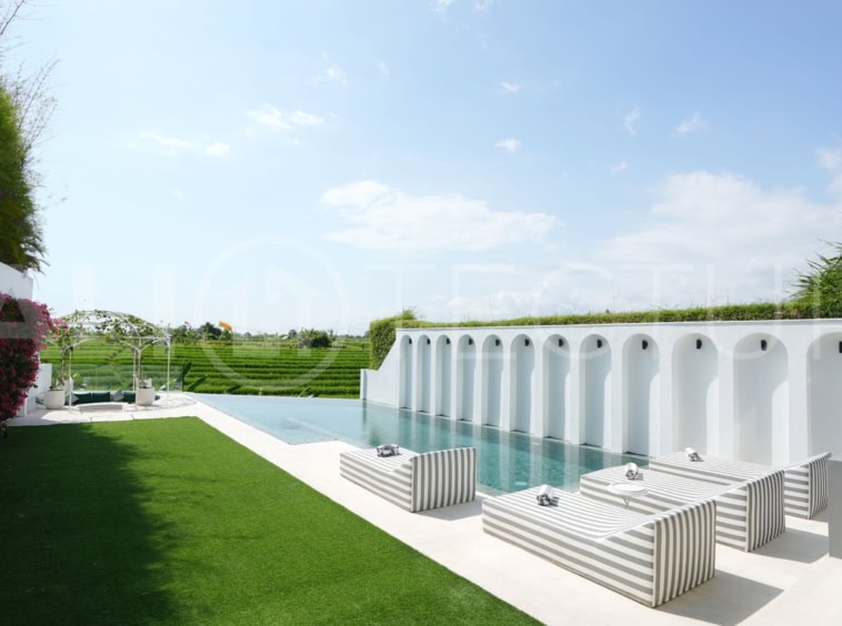 Modern 4 Bedrooms Amazing Villa For Sale In Canggu 2