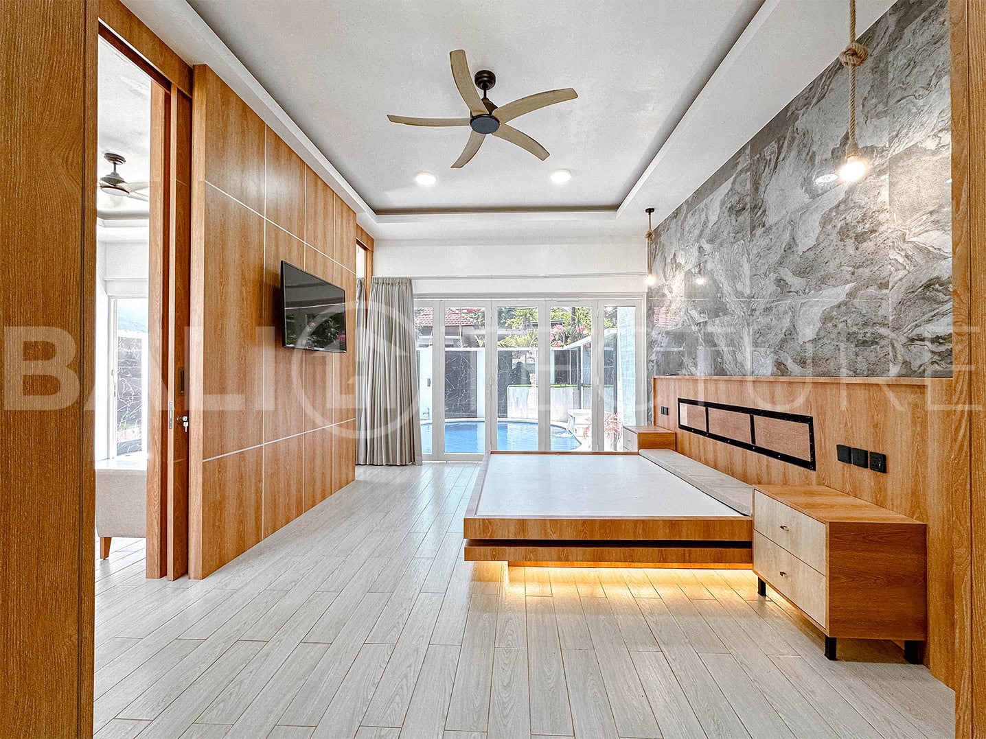 "1-bedroom villa in Ungasan, featuring a private pool, Smart TVs, and serene surroundings."