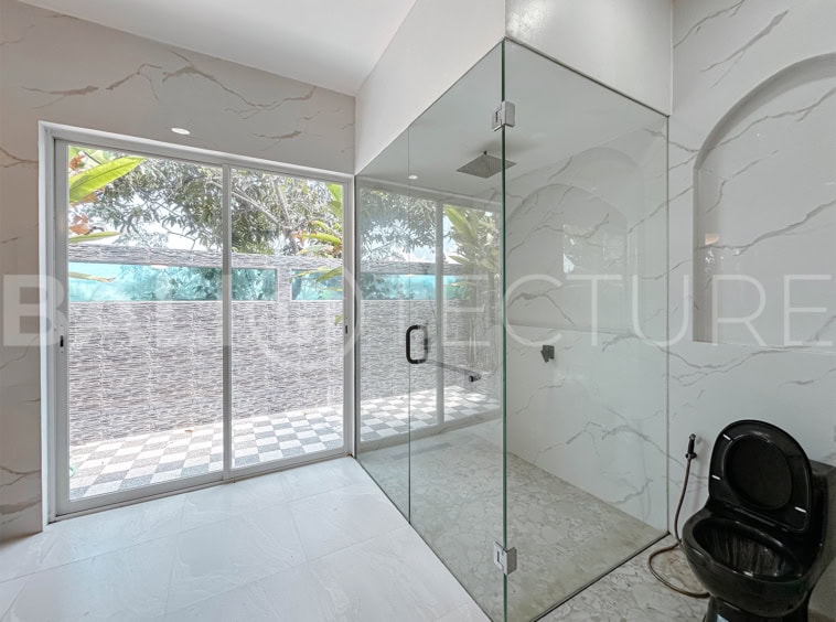 "1-bedroom villa in Ungasan, featuring a private pool, Smart TVs, and serene surroundings."