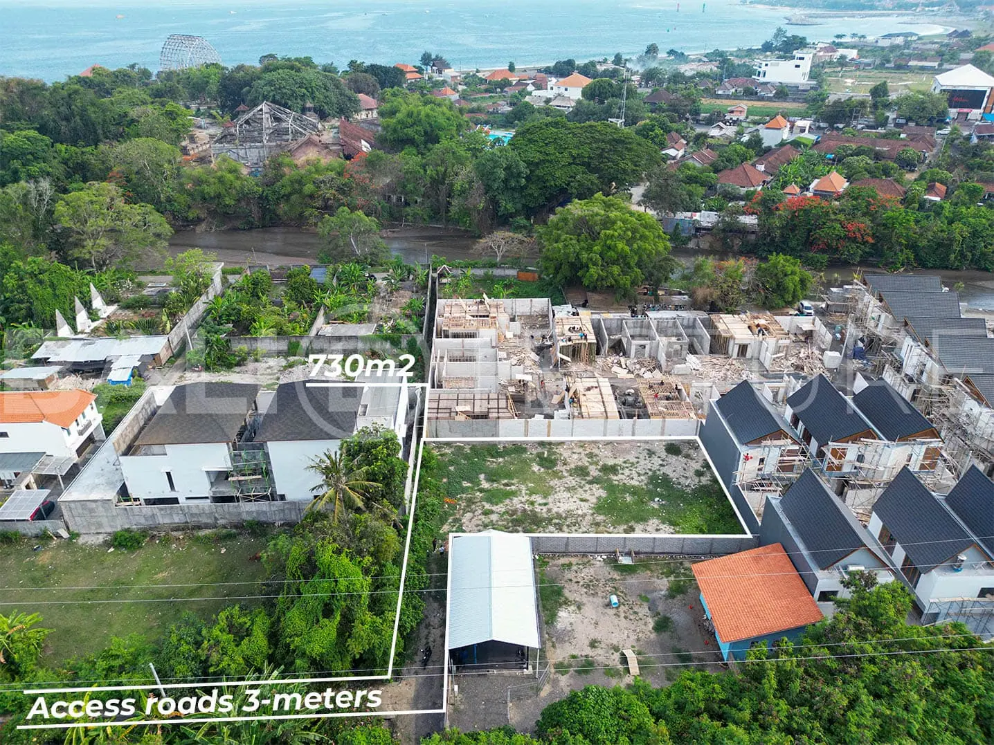 Prime 730m² leasehold land in Sanur, Bali, near iconic beaches and attractions.
