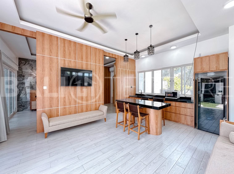 "Modern Bali villa on a 180m² plot near Melasti and Pandawa Beaches, perfect for investment."