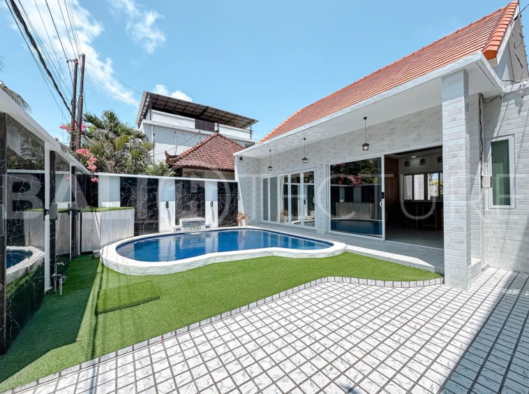 "Semi-furnished Ungasan villa with freehold ownership, close to popular Bali destinations."