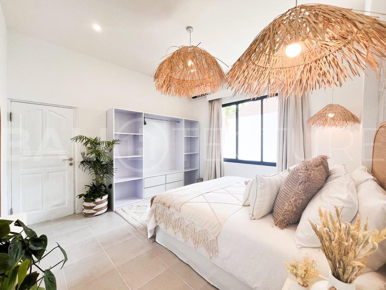 Mediterranean Tropical 2 Bedroom Stunning Villa in Seminyak 9