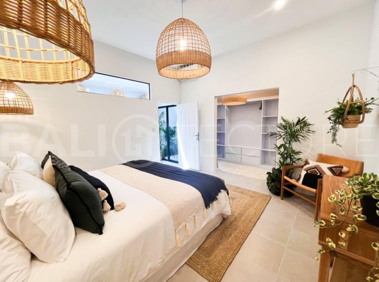 Mediterranean Tropical 2 Bedroom Stunning Villa in Seminyak 12