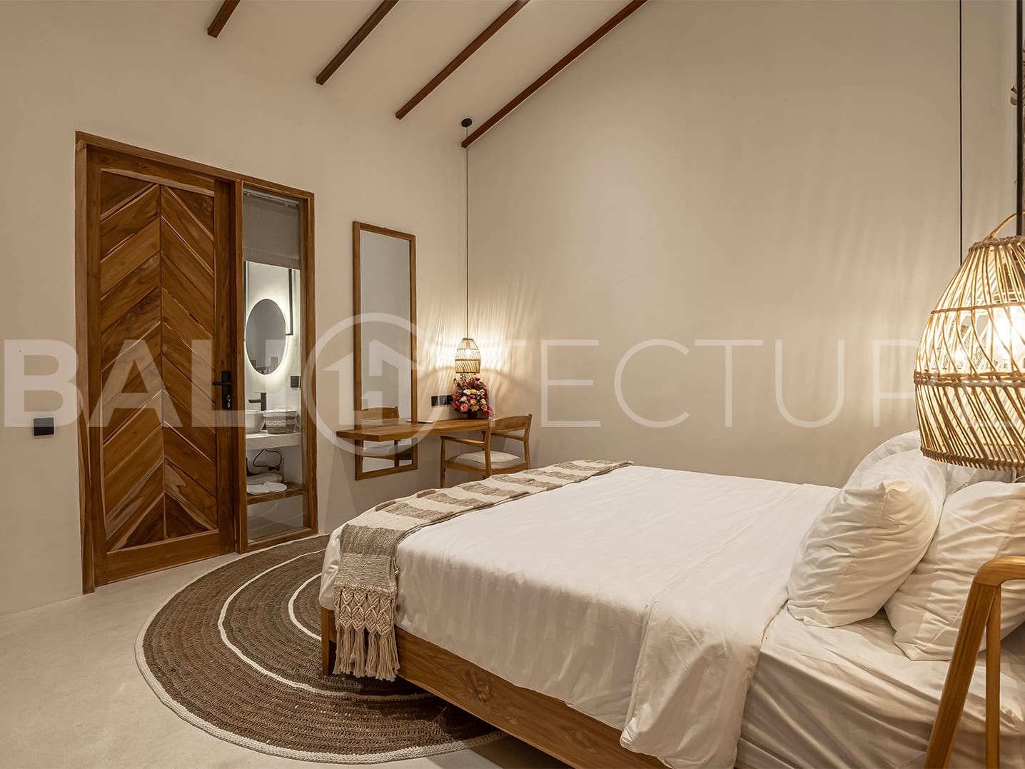 trategically located villa near Ubud’s top attractions, blending convenience and luxury.