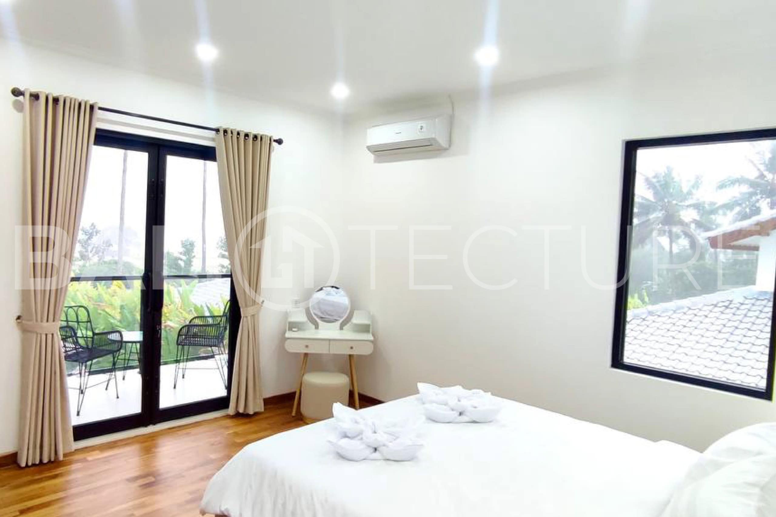 Balinese Modern 2 Bedroom Stunning Villa in Ubud 5