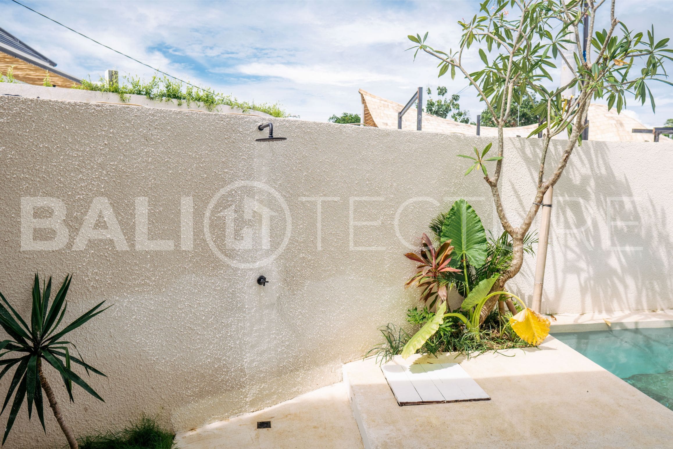 Modern 3 Bedroom Amazing Villa in Balangan 6