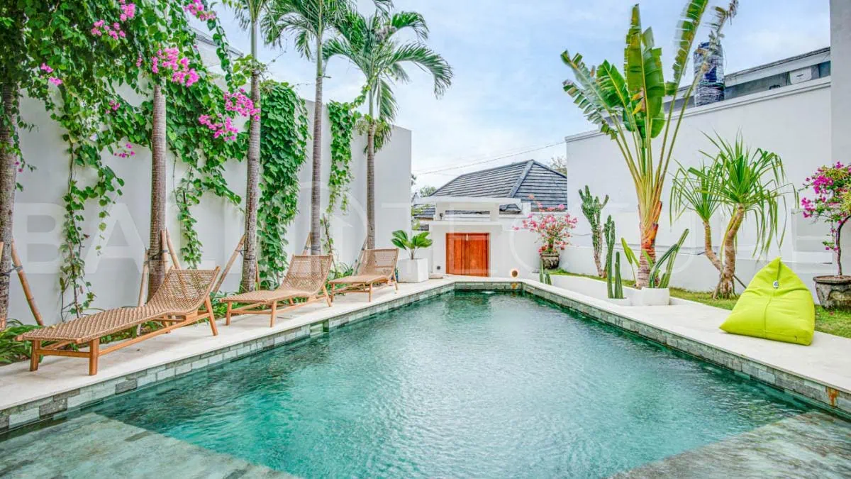 Exquisite 3 Bedroom Villa for Sale near Seseh Beach 17
