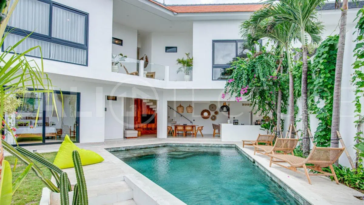 Exquisite 3 Bedroom Villa for Sale near Seseh Beach 18