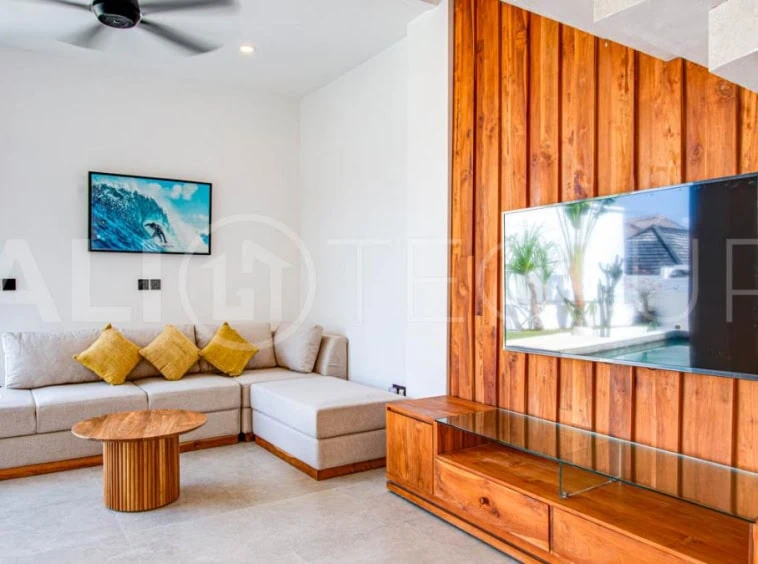 Exquisite 3 Bedroom Villa for Sale near Seseh Beach 2
