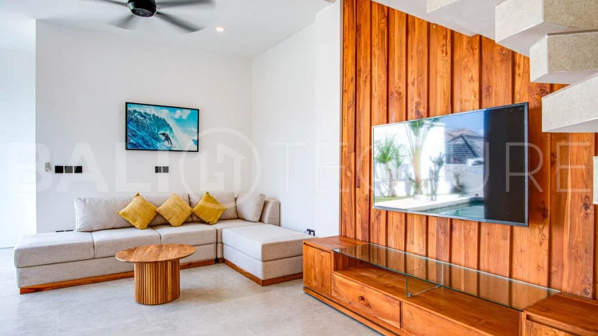 Exquisite 3 Bedroom Villa for Sale near Seseh Beach 2