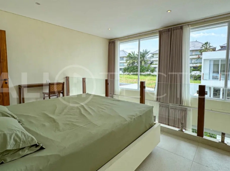 Modern 1-Bedroom Loft for Sale near Lyma Beach Pererenan 12