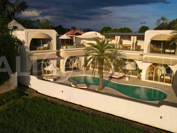 Modern Mediterranean 5 Bedroom Villa in Peaceful Area of Cepaka for Sale12