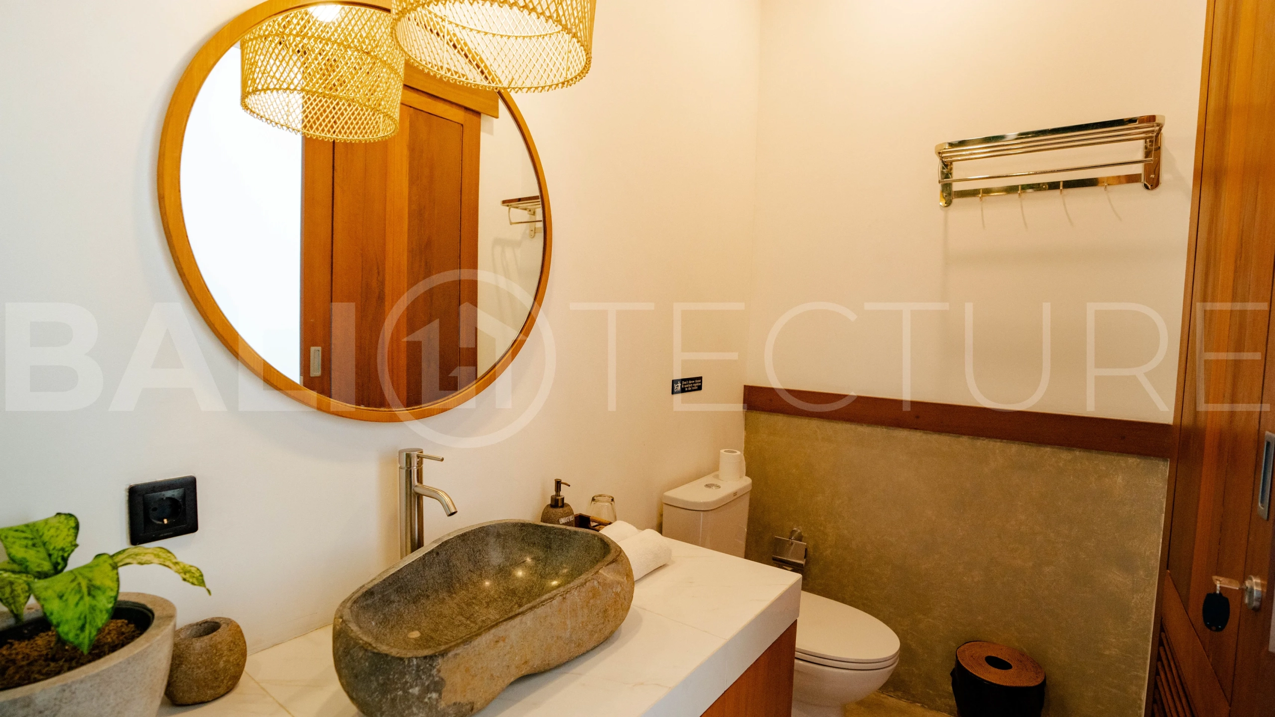 Charming-3-Bedroom-Villa-for-Sale-near-the-Famous-Nuanu-City-in-Nyanyi-Bali-13