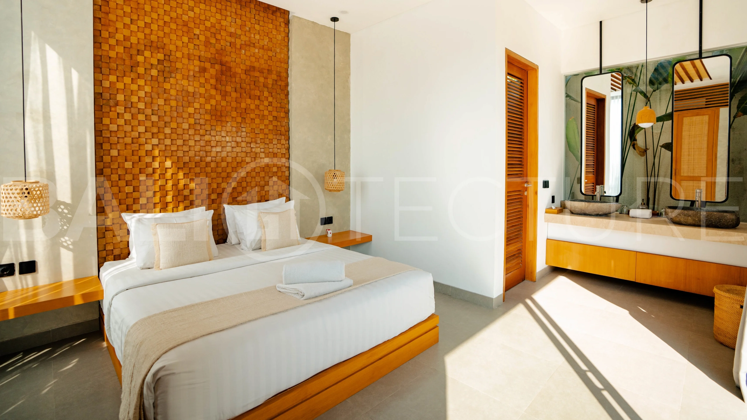 Charming-3-Bedroom-Villa-for-Sale-near-the-Famous-Nuanu-City-in-Nyanyi-Bali-19