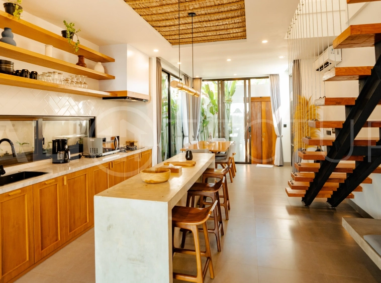 Charming-3-Bedroom-Villa-for-Sale-near-the-Famous-Nuanu-City-in-Nyanyi-Bali-22
