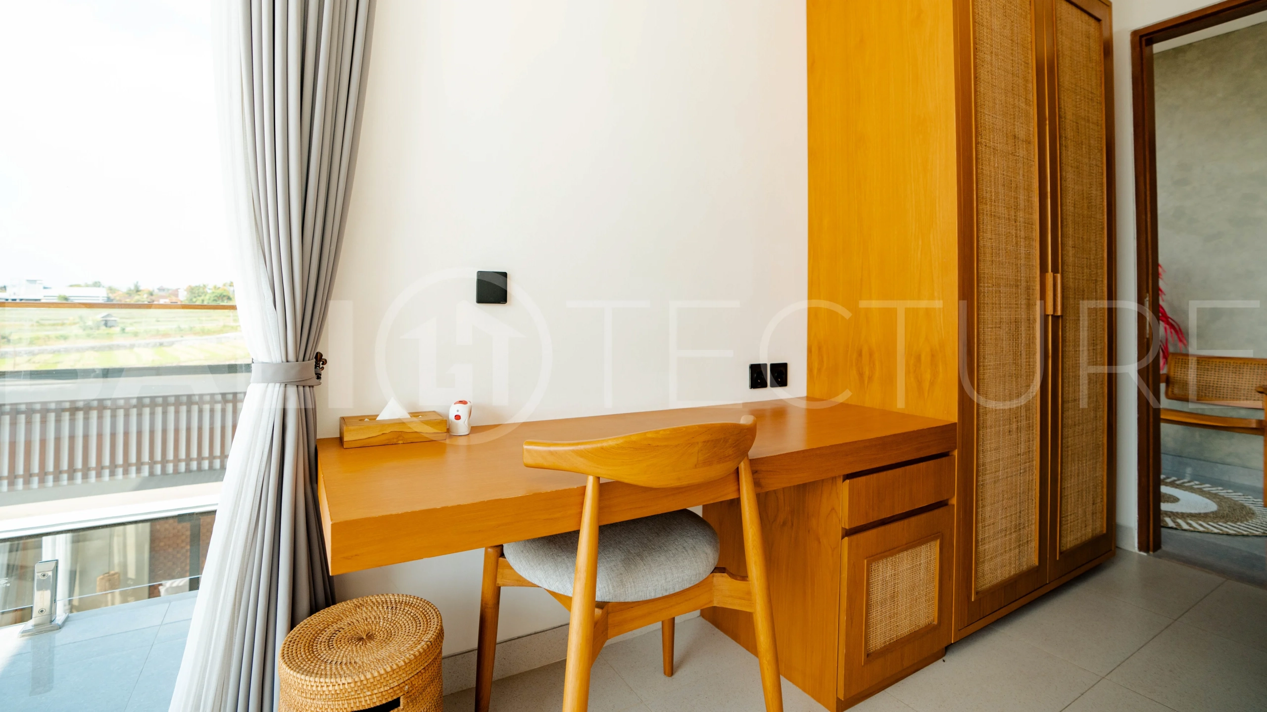 Charming-3-Bedroom-Villa-for-Sale-near-the-Famous-Nuanu-City-in-Nyanyi-Bali-5