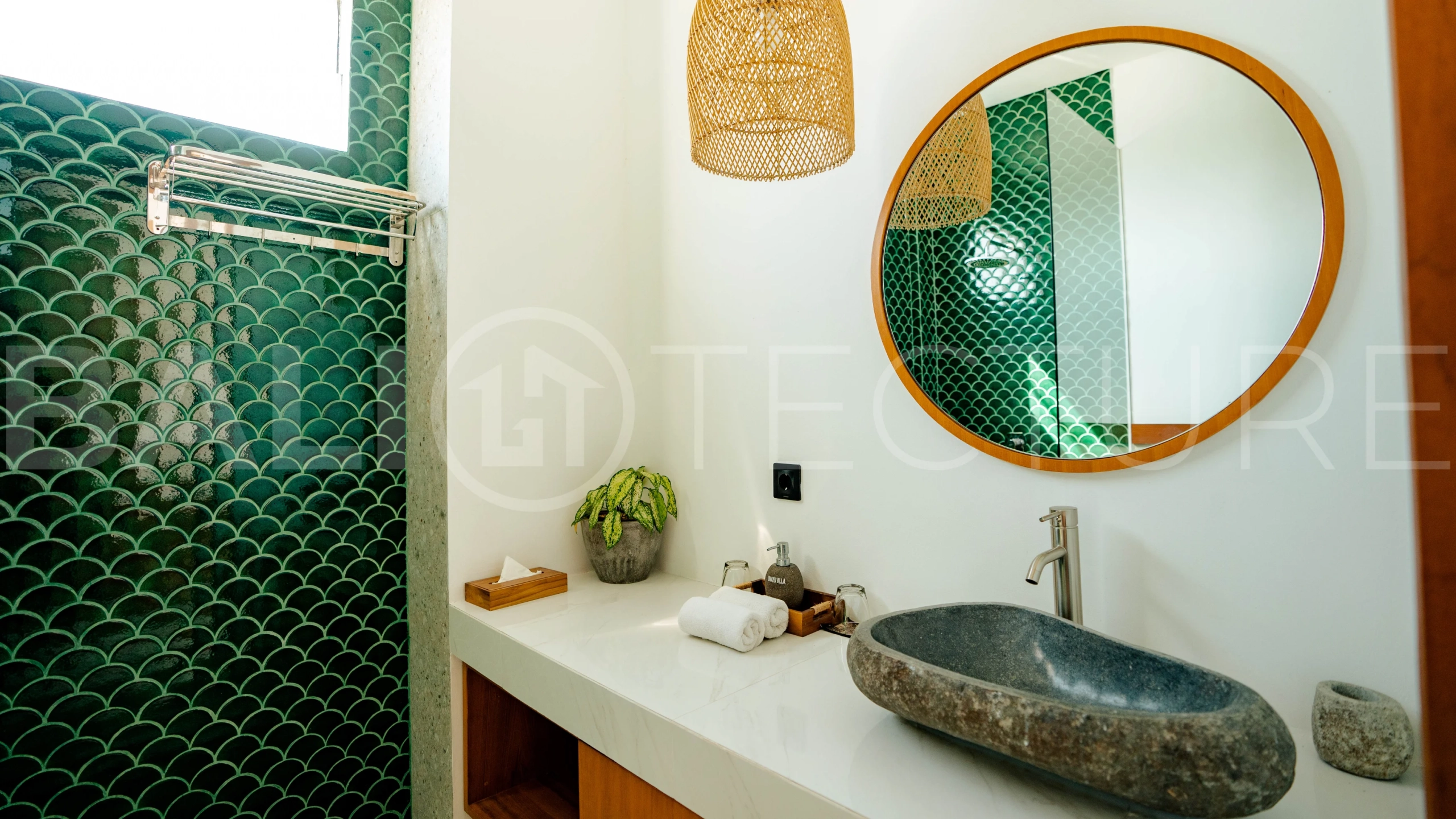 Charming-3-Bedroom-Villa-for-Sale-near-the-Famous-Nuanu-City-in-Nyanyi-Bali-6