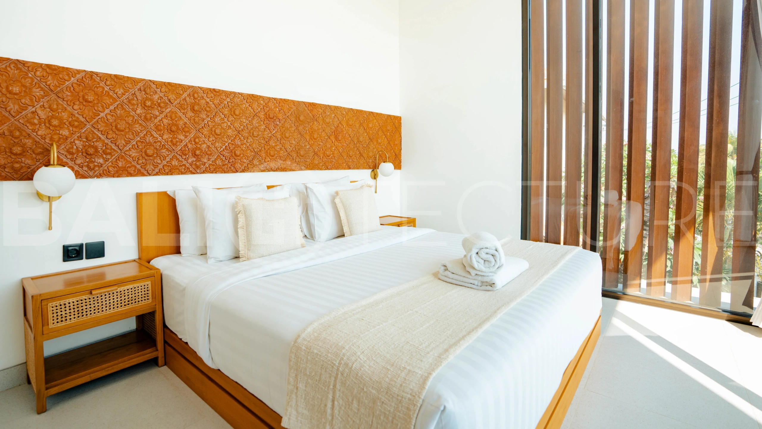 Charming-3-Bedroom-Villa-for-Sale-near-the-Famous-Nuanu-City-in-Nyanyi-Bali-7