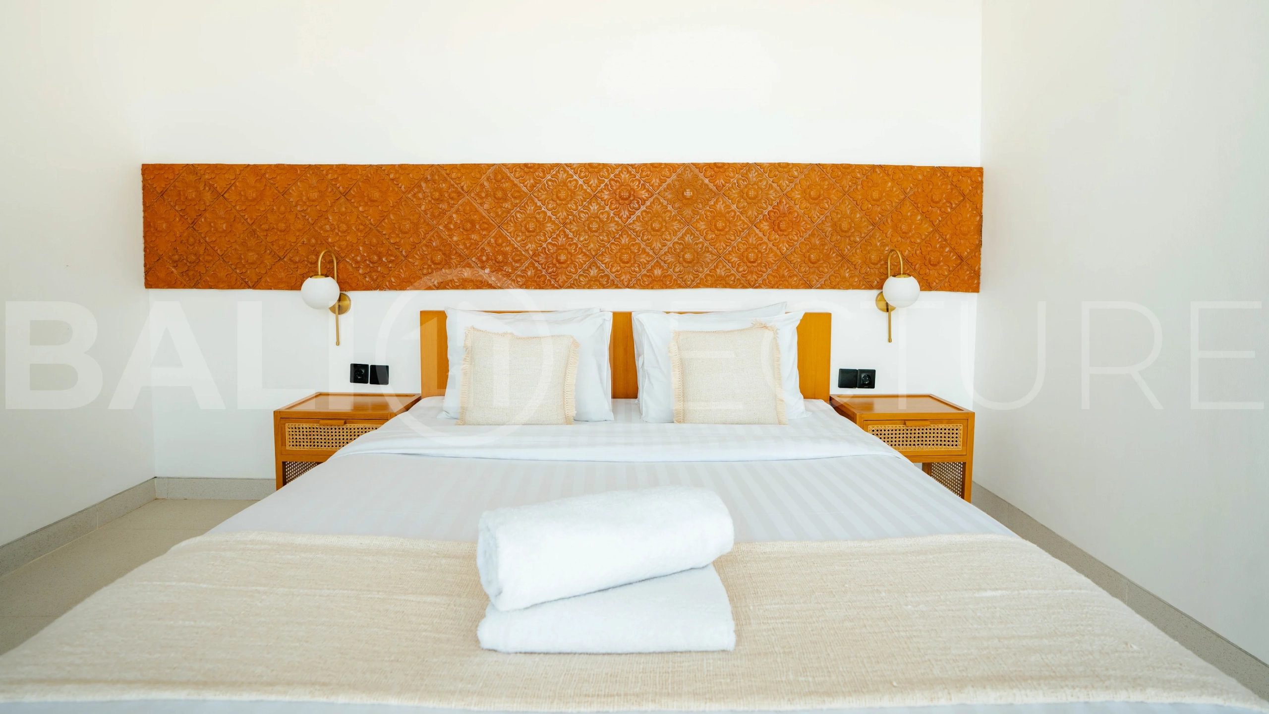 Charming-3-Bedroom-Villa-for-Sale-near-the-Famous-Nuanu-City-in-Nyanyi-Bali-8