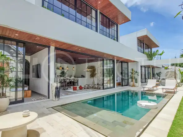 Contemporary-4-Bedroom-Villa-for-Sale-in-Semer-Kerobokan-18