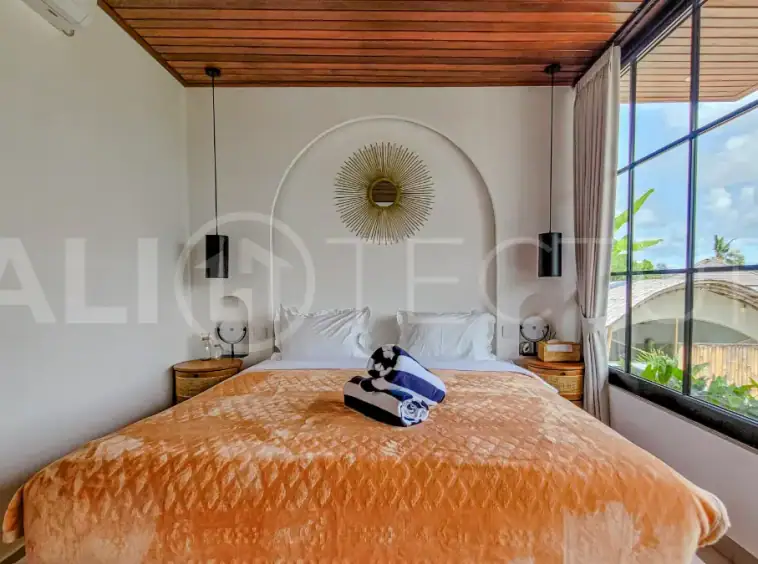 Contemporary-4-Bedroom-Villa-for-Sale-in-Semer-Kerobokan-2