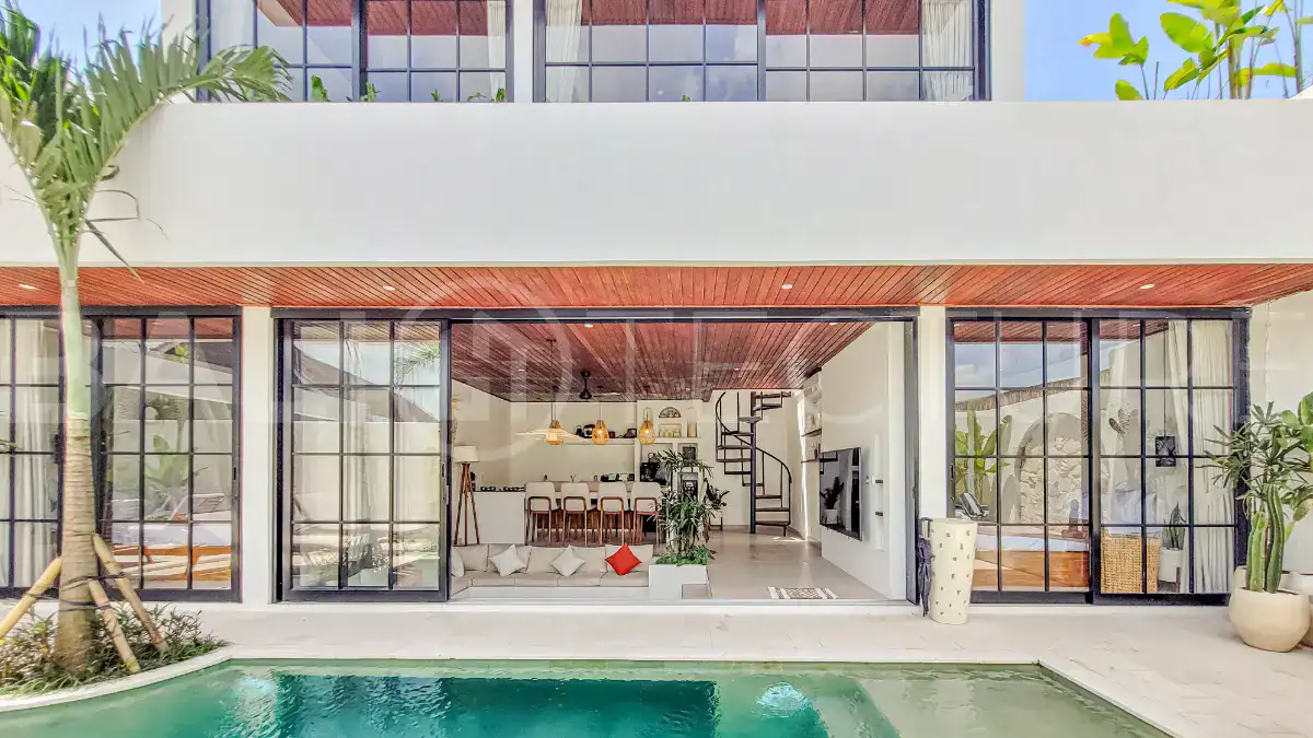 Contemporary-4-Bedroom-Villa-for-Sale-in-Semer-Kerobokan-4