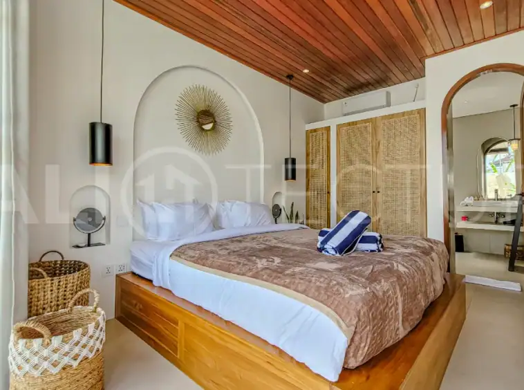 Contemporary-4-Bedroom-Villa-for-Sale-in-Semer-Kerobokan-8