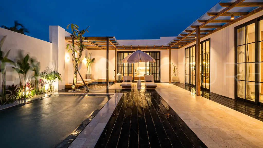 Stunning-3-Bedroom-Villa-for-Sale-Steps-Away-from-Bingin-Beach-3