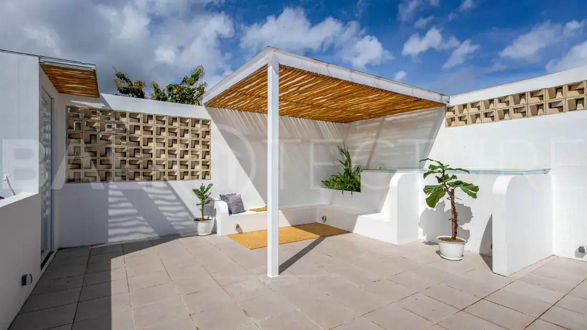Tropical-Concept-Villa-for-Sale-near-Balangan-Beach-Bali-42