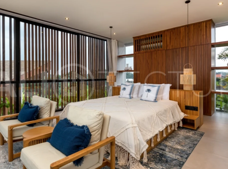 Tropical-Grand-Villa-for-Sale-in-Tumbak-Bayuh-Bali-48