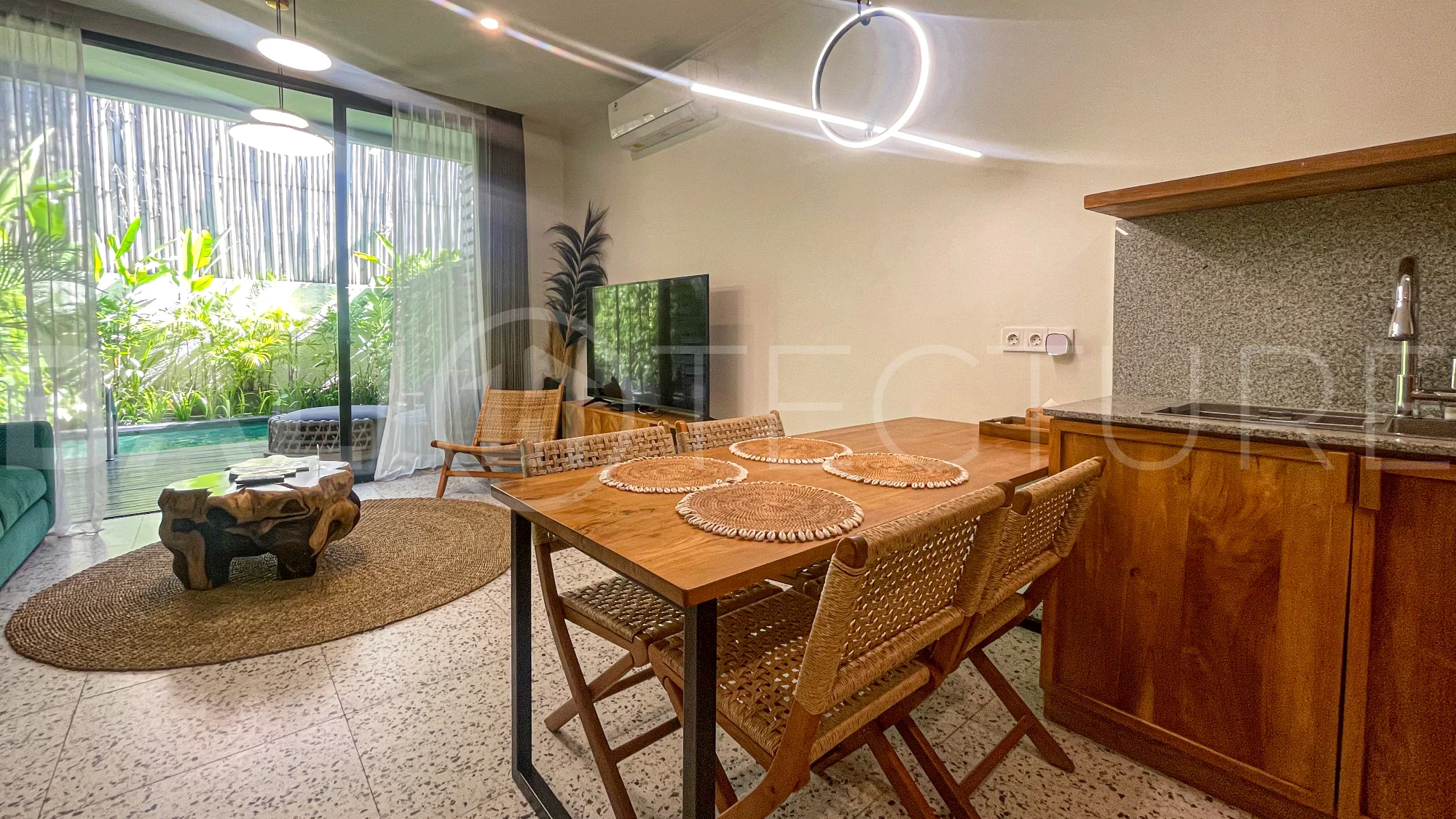 Charming-2-Bedroom-Villa-for-Sale-near-Berawa-Beach-10