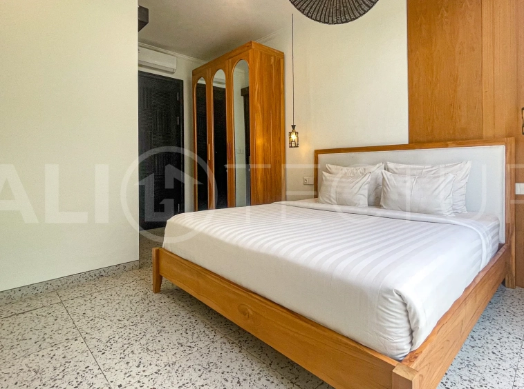 Charming-2-Bedroom-Villa-for-Sale-near-Berawa-Beach-17