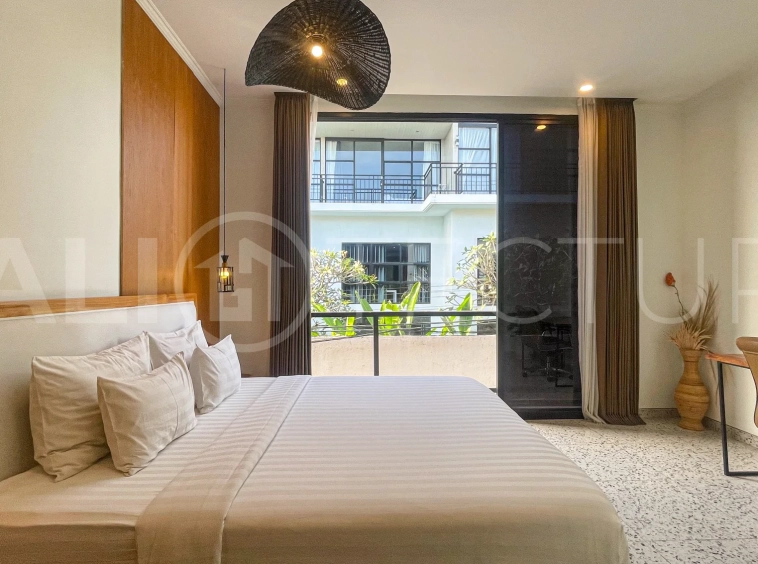 Charming-2-Bedroom-Villa-for-Sale-near-Berawa-Beach-19