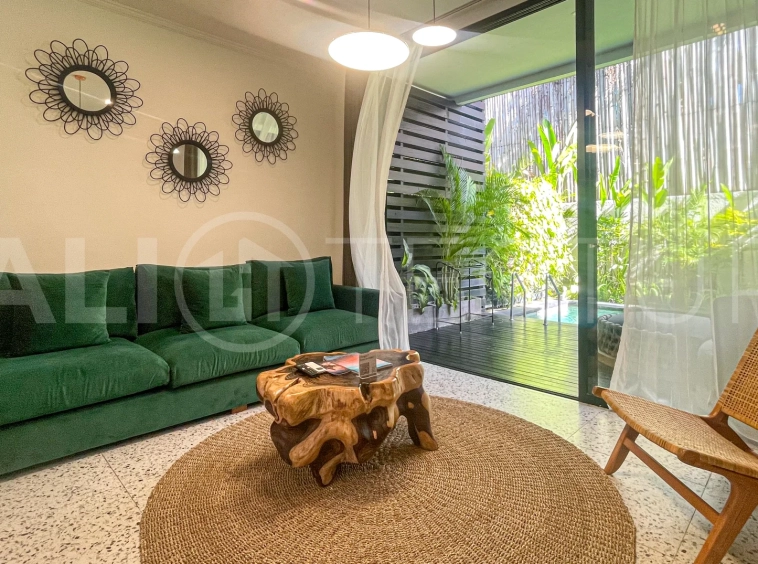 Charming-2-Bedroom-Villa-for-Sale-near-Berawa-Beach-6