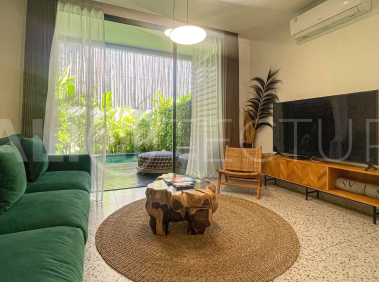 Charming-2-Bedroom-Villa-for-Sale-near-Berawa-Beach-8