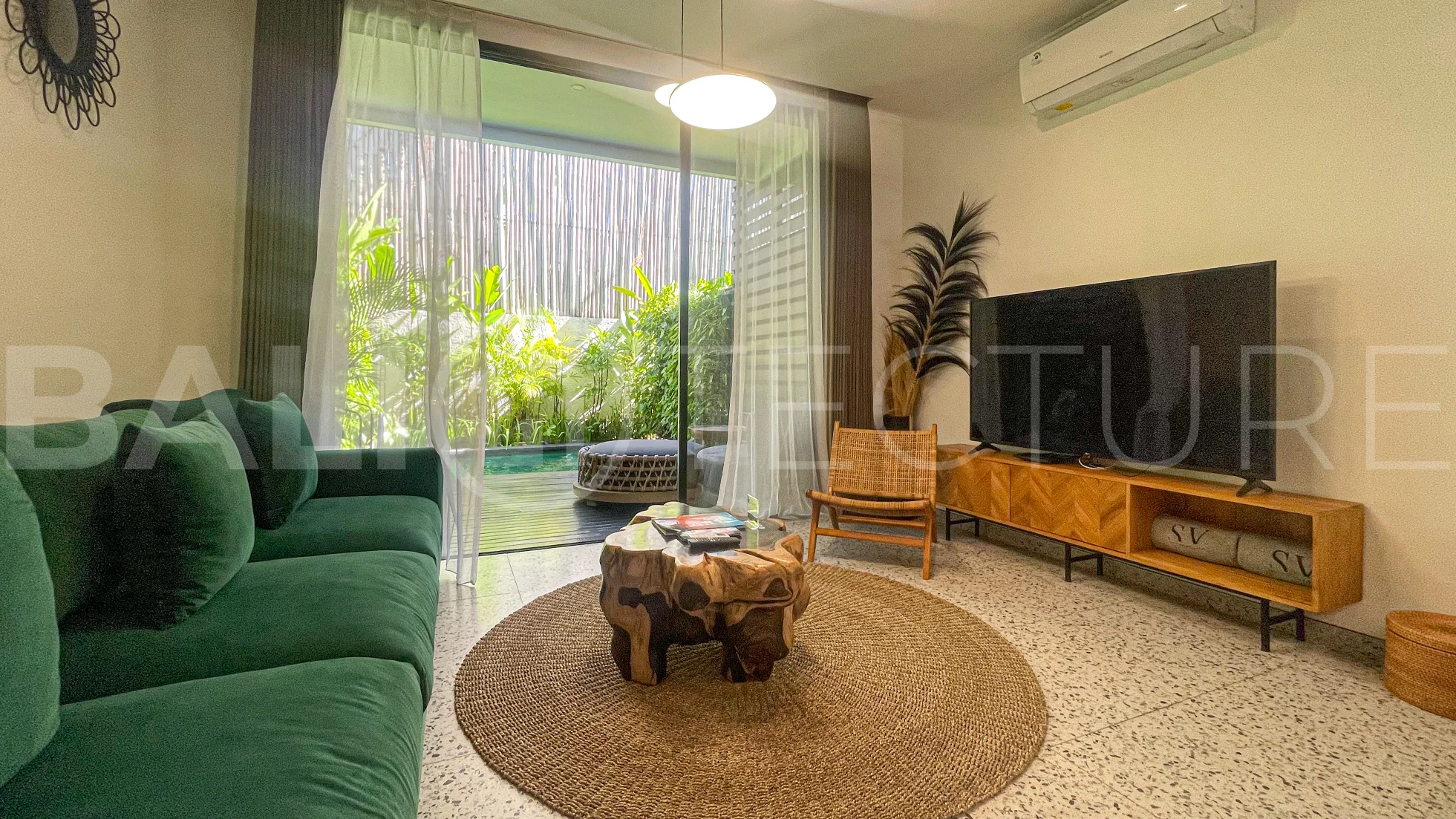 Charming-2-Bedroom-Villa-for-Sale-near-Berawa-Beach-8