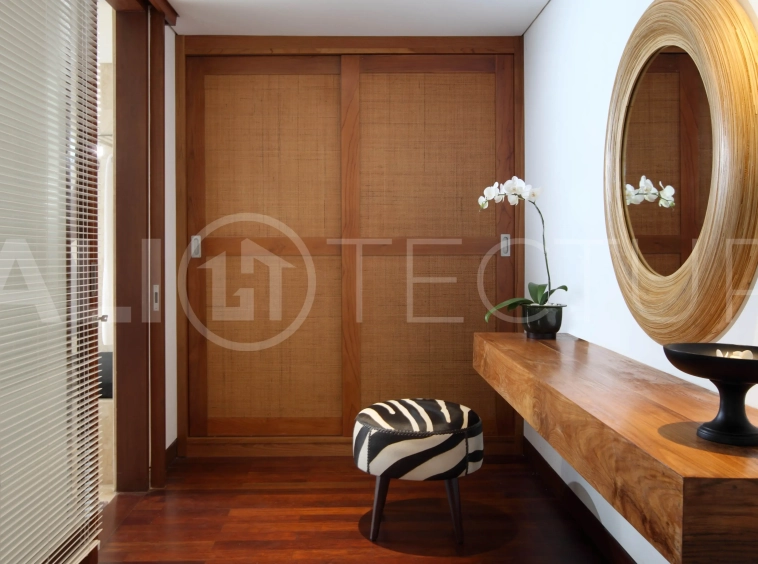 Modern Balinese Villa with Open Design and Big Pool in Seminyak for Sale 3