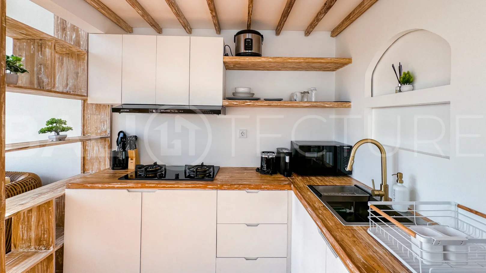 Charming-1-Bedroom-Villa-for-Sale-in-a-Peaceful-Area-of-Umalas-7