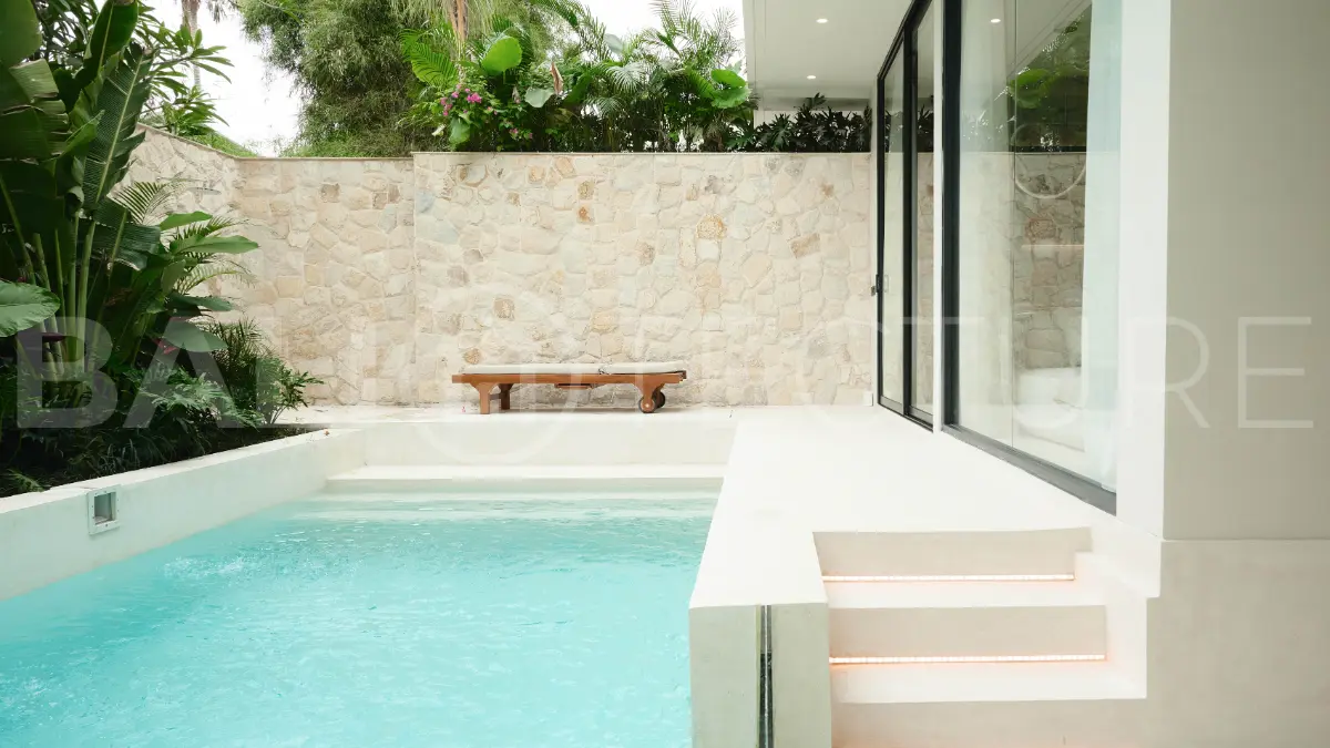 Cozy Modern Villa Near Canggu, Minutes from Beaches10