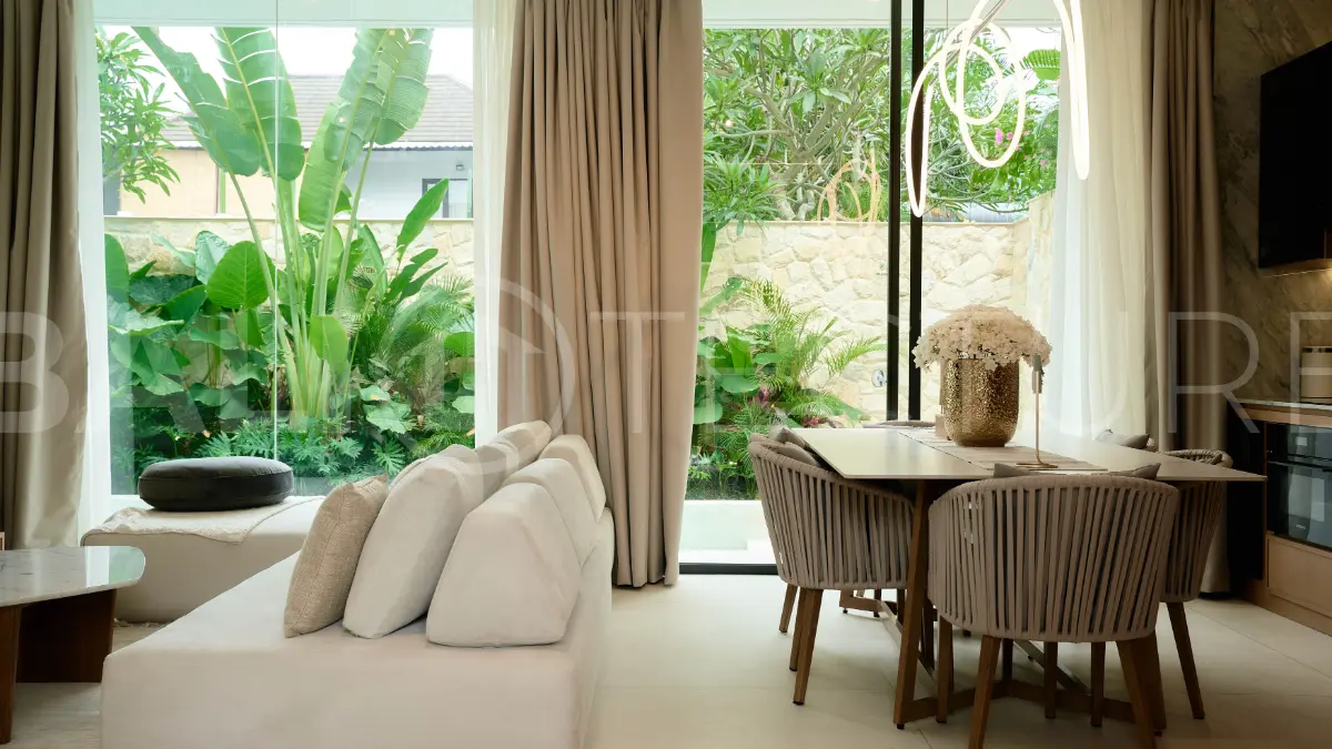 Cozy Modern Villa Near Canggu, Minutes from Beaches16