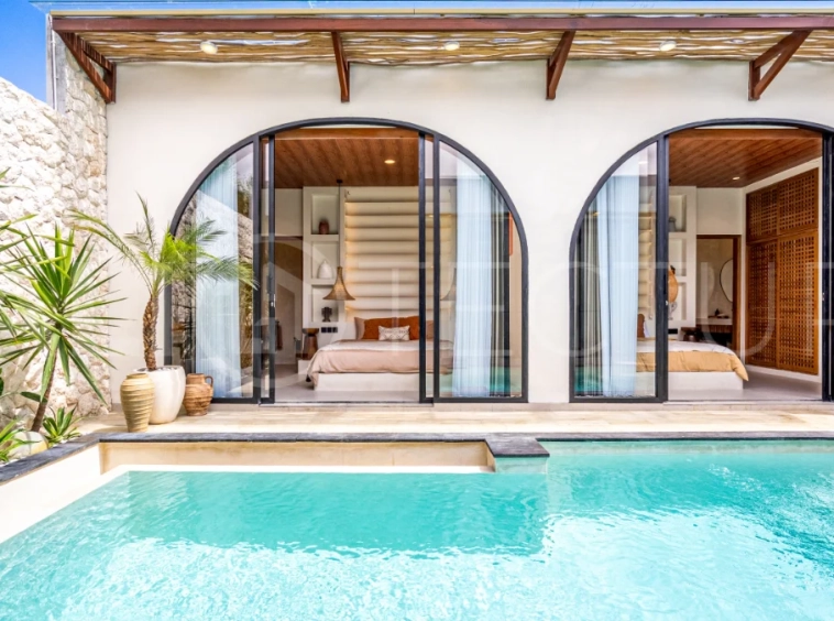 Fascinating-2-Units-of-2-Bedroom-Villa-for-Sale-in-Ungasan-4-