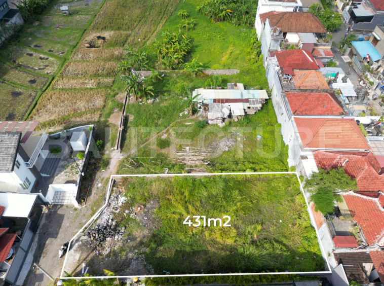 4 are leasehold land