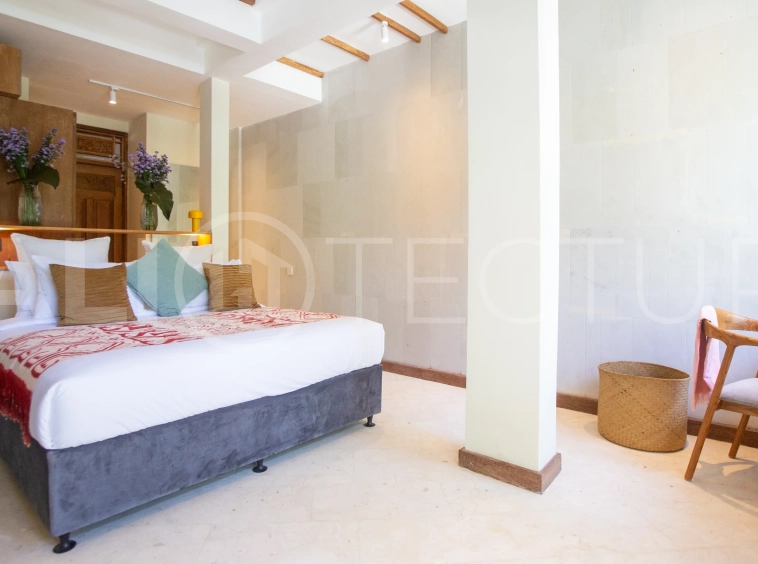 Strategic-3-Bedroom-Villa-for-Sale-in-the-Heart-of-Berawa-Canggu-1