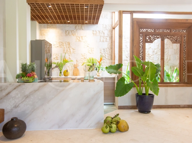 Strategic-3-Bedroom-Villa-for-Sale-in-the-Heart-of-Berawa-Canggu-12