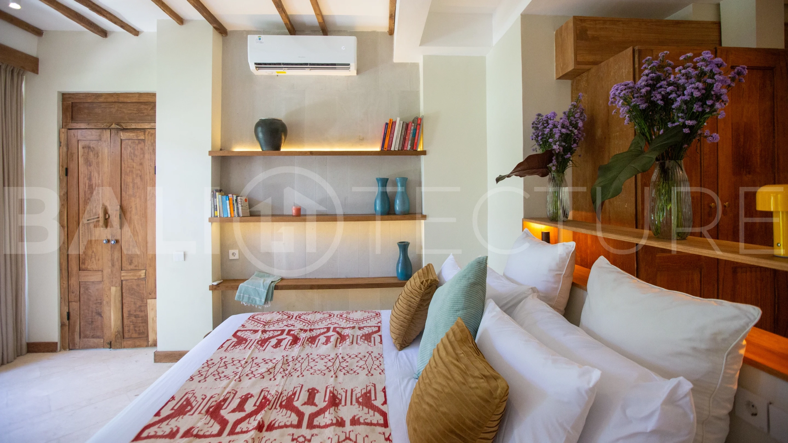 Strategic-3-Bedroom-Villa-for-Sale-in-the-Heart-of-Berawa-Canggu-2-
