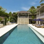 Uluwatu Prestige: Freehold Colonial Villa with 5 Bedrooms, Pool, and Lush Gardens12
