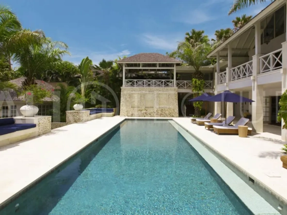 Uluwatu Prestige: Freehold Colonial Villa with 5 Bedrooms, Pool, and Lush Gardens12